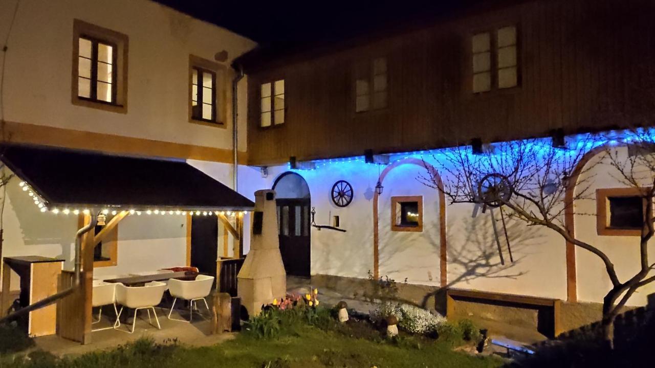 H@M Penzion Žlutice エクステリア 写真